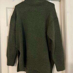 H&M Dark Green Long Sleeve Sweater